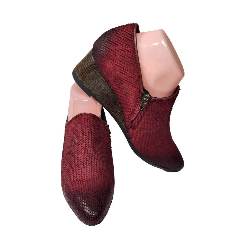 Bussola Women's Size 9 39 Weyburn Willow Wedges Missouri Burgundy Booties (859)